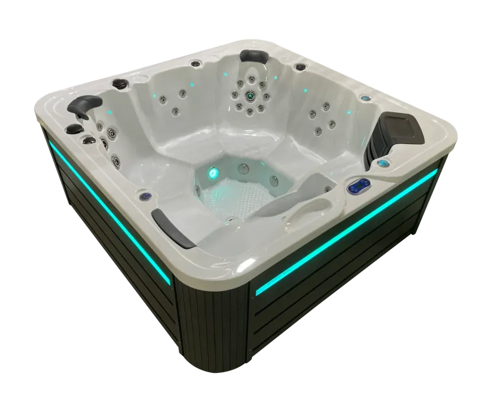 CX-6 Hot Tub - Image 4
