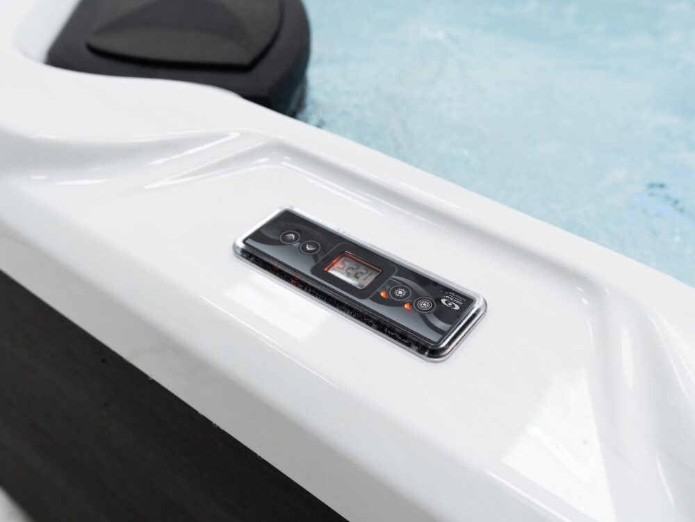 The Fynn Hot Tub - Image 3