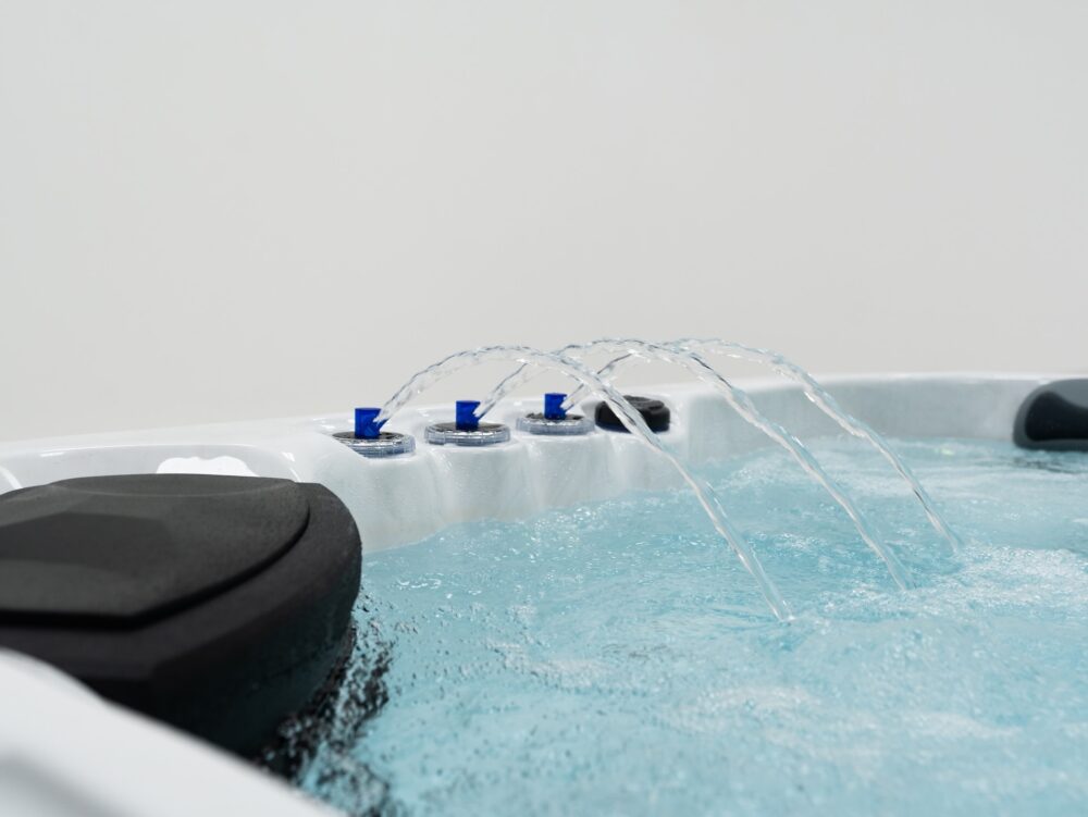 The Fynn Hot Tub - Image 9