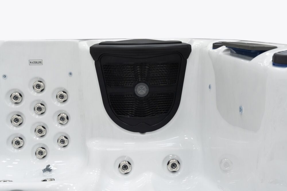 The Stour Hot Tub - Image 7