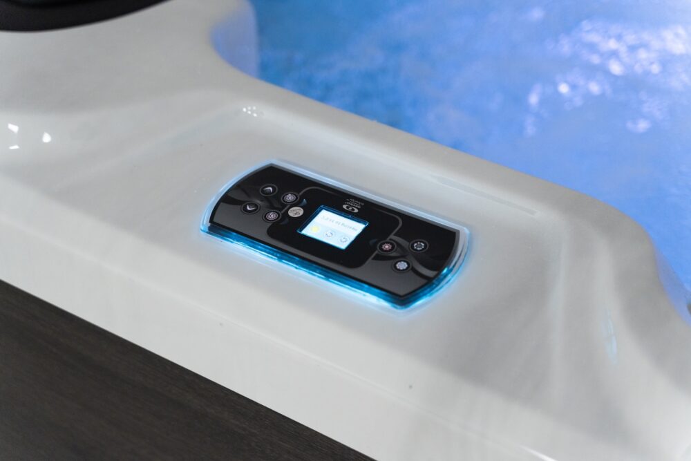 The Stour Hot Tub - Image 4